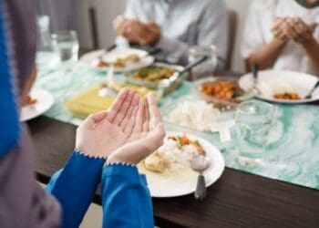 Lafaz niat puasa Ramadhan Sunnah sahur dan berbuka puasa ,niat puasa qodho, adab makan, sunah harian sarapan makan doa rutinitas pagi
