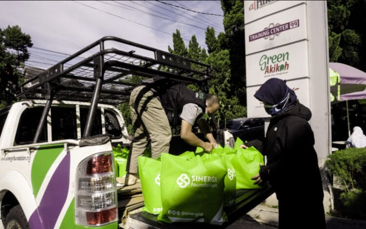 Kurangi Angka Kematian COVID-19, Sinergi Foundation Buat Program Sahabat Isoman 1 Covid-19