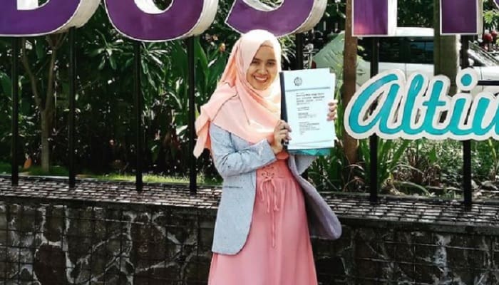 Baru 24 Tahun, Diva Kurnianingtyas Raih Gelar Doktor Termuda dari ITS 1 Diva Kurnianingtyas doktor termuda ITS