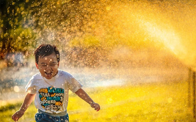 7 Kewajiban Anak Laki-laki kepada Ibu Setelah Menikah 2 Kewajiban Anak Laki-laki