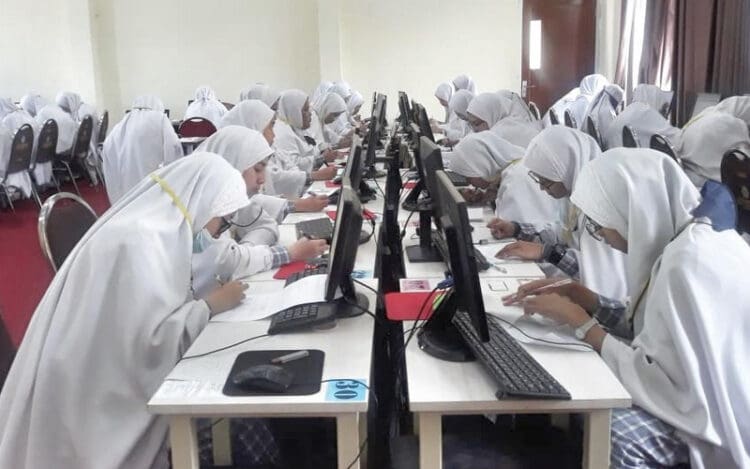 SMA Ar-Rohmah Putri