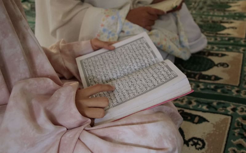 Berikut 5 Hadist tentang Kemuliaan Al-Quran 3 hadist Tentang Kemuliaan Al-Quran