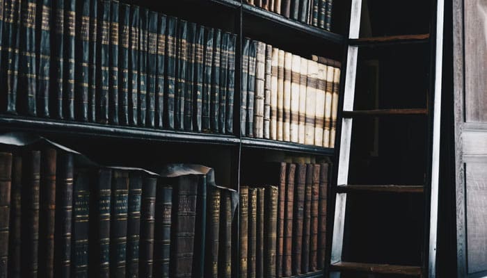 Jenjang Pembelajaran Kitab Fiqih 4 Ilmu yang Utama dalam Islam, Tidak Ada Kata Terlambat untuk Belajar, menyelisihi hadits, fiqih