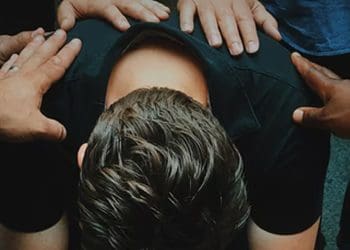 Hak Sesama Muslim, Penyebab Maksiat, Shalat Tidak Diterima, perusak amal, takdir, Penyebab Lemahnya Iman, Pangkal keburukan, Dosa yang Dilaknat Allah SWT, tipuan lamunan, Perbuatan yang Menyebabkan Kesengsaraan dan Penderitaan, Taubat, Buya Hamka, Terlena