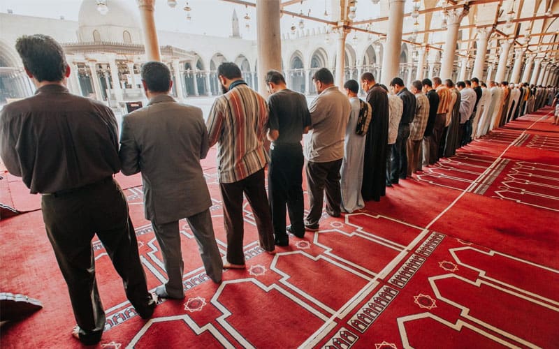 Ini Rukun, Wajib dan Sunah Shalat 3 Keutamaan Surat Al-Fatihah dalam Shalat, Imam Lupa Duduk Tasyahud Awal, Hal yang Harus Diperhatikan di dalam Shalat, agama islam, Manfaat Shalat, Jumlah Minimal Orang Shalat Berjamaah, Hukum Shalat Memakai Kaos, Level Shalat, Hukum Menahan Kentut ketika Shalat, Janji Allah SWT bagi Orang Beriman, Doa Qunut, Shalat yang Tidak Diterima Allah, Cara Shalat Khusyu, Cara Rasul Memakai Siwak, Shalat Berjamaah, sholat ghaib, Keutamaan Doa Iftitah, Cara Mencegah Orang yang Berjalan di Depan ketika Shalat, Keutamaan Shalat Subuh, Imam Shalat di Akhir Zaman,, Ukuran 1 Rakaat dalam Shalat, Waktu Makmum Baca Al Fatihah saat Shalat Jahr, Shalat Sempurna, Syarat Takbiratul Ihram, Hukum Mengulang Surat yang Sama ketika Shalat, Hukum Muslim Meninggalkan Shalat Fardhu, Kriteria Masjid untuk Itikaf, Hukum Menahan Kentut ketika Shalat,, Hukum Shalat dalam Keadaan Junub, Imam dalam Shalat, Hukum Shalat dalam Keadaan Menahan Lapar atau Keluar Angin, Syarat Imam dalam Shalat, Sunah Shalat