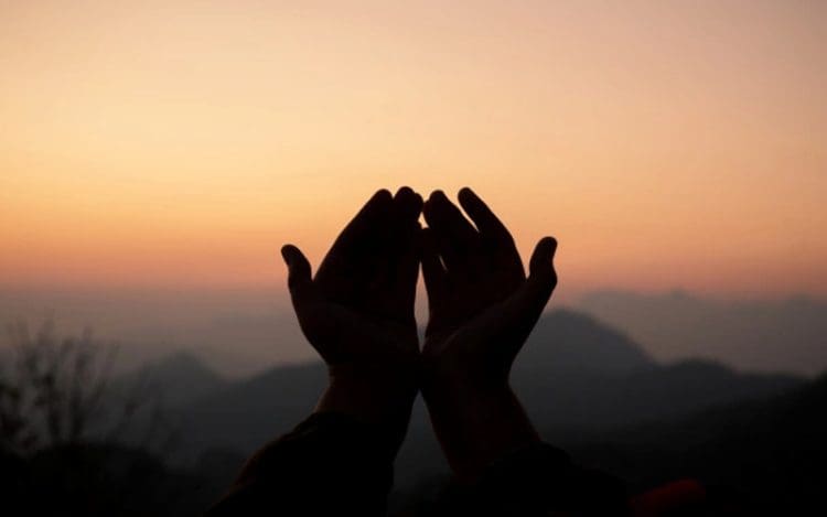 Setan yang Mengganggu Orang Shalat, takdir, Tata Cara Tayamum, Cara Ruqyah Diri Sendiri, Pengaruh Makanan Haram, qadha Allah, Doa Usia 40 Tahun,Istighfar, Cara Redam Amarah