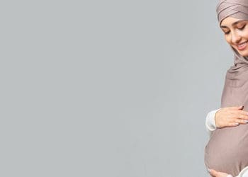 Wanita Hamil Sempurna Agamanya