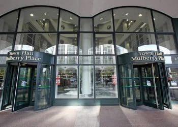 dewan kota Town Hamlets