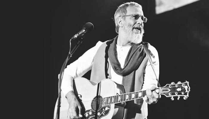 Yusuf Islam Sumbangkan Sebuah Kereta Listrik untuk Kota Christchurch 1 Yusuf Islam
