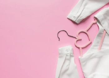 busana muslimah syar'i pakaian perempuan pada masa rasulullah, mihnah baju pakaian gantungan baju