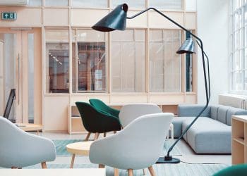 Hukum Memanipulasi Absen, urusan