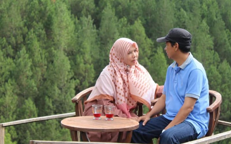 2 Rumus Rumah Tangga Bahagia: Sabar dan Syukur 2 Hal yang Diinginkan Istri dari Suami, Amalan Agar Rezeki Berlimpah, Sikap Suami yang Harus Disyukuri Istri, Keutamaan Memuliakan Istri, Rumus Rumah Tangga Bahagia