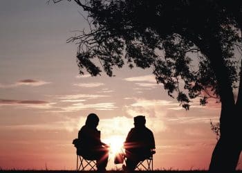 Suami Istri Makin Bahagia Makin Mirip, Kewajiban Istri terhadap Suami, Amalan Agar Rezeki Berlimpah, cemburu, Ayat Al-Quran yang Melindungi Wanita dalam Pernikahan, menaati suami