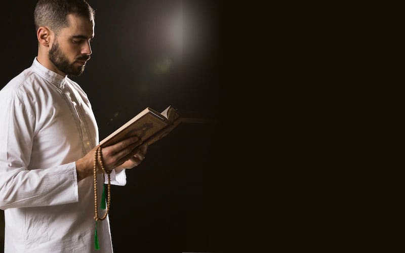 Tidak Diawali dengan Bismillah, Bagaimana Cara Membaca Surah At-Taubah? 3 Prinsip Menghafal Quran, . Keutamaan Surat Al-Fath, Amalan Agar Terhindar dari Godaan Setan, Surah At-Taubah