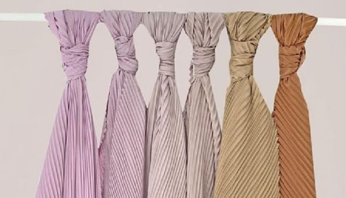 5 Tips Merawat Hijab Plisket Biar Lipatannya Awet 2 tips merawat hijab plisket