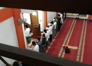 Waktu Pelaksanaan Shalat Witir, Shalat Tahajud, Qunut, Keutamaan Shalat Subuh, Keistimewaan Sholat Subuh, Imam Shalat di Akhir Zaman, Ustadz Adi Hidayat, , Keistimewaan Shalat Shubuh, Pahala Shalat di Masjid, Keutamaan Shalat Tahajjud, Rahasia Shalat Shubuh, Keutamaan Tahajjud, Shalat Malam, Hukum Mengulang Surat yang Sama ketika Shalat, Bahaya Mengabaikan Waktu Shubuh, Shalat Malam, Keistimewaan 10 Hari Kedua Bulan Ramadhan, Jumlah Rakaat Shalat Tarawih, Petunjuk Itikaf dari Nabi,, Jumlah Rakaat Shalat Tarawih,, Agar Shalat Tak Jadi Beban, macam doa iftitah, Syarat Imam dalam Shalat, waktu terbaik tahajud, Tahajjud,Tahajjud, Subuh