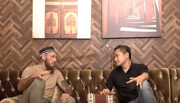 Cerita Hidayah dan Masa Lalu Wilhelm Ott, Petarung MMA yang Masuk Islam 1 Wilhelm Ott dan Ari Untung