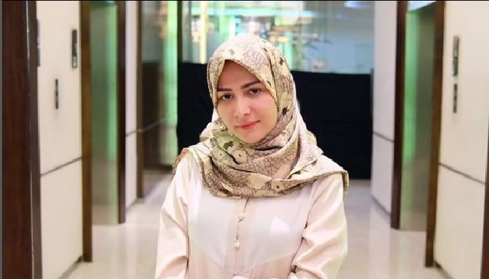 Kisah Mualaf Rina Diana, Artis FTV 2 Rina Diana kisah mualaf