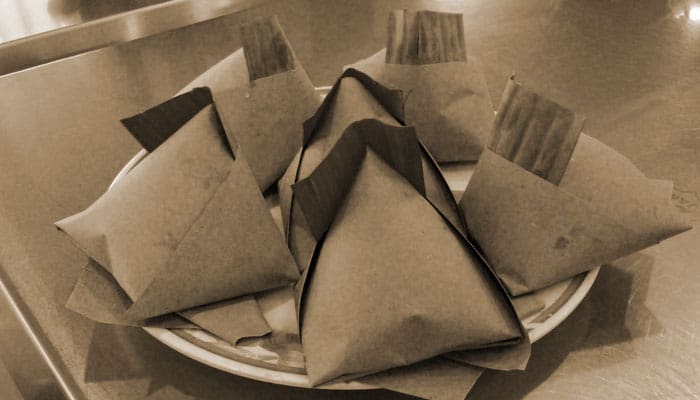 Sajadah dan Nasi Bungkus 1 sajadah