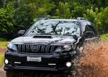 Pahala Shalat di Masjid, Cara Hadirkan Berkah saat Naik Kendaraan