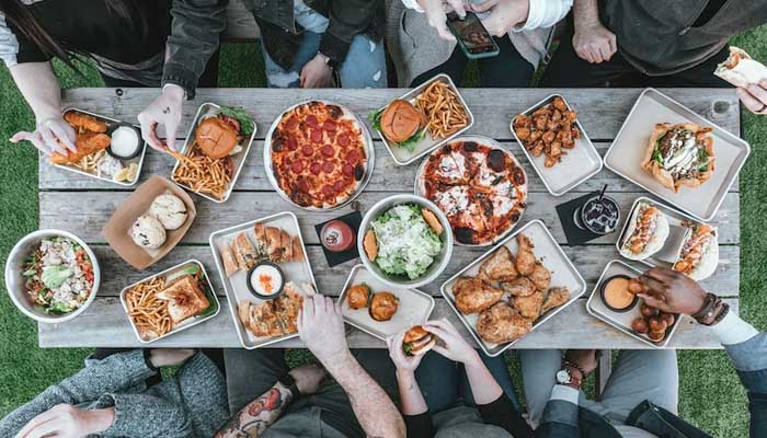 Kemendagri Minta Kepala Daerah Tiadakan Bukber Pegawai 1 bukber