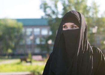 Cadar istri suami,Jilbab,