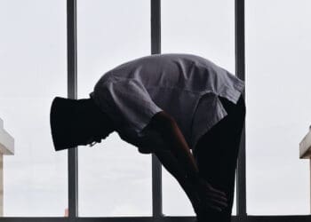 Tips Agar Rajin Shalat 5 Waktu, Waktu Shalat Sunnah Shubuh, Hukum Shalat dalam Keadaan Menahan Lapar atau Keluar Angin, Perbedaan Shalat Lelaki dan Perempuan, Waktu Shalat Sunnah yang Dilarang, Shalat Khusus untuk Menambah Rezeki, Surat yang Dianjurkan saat Shalat Sunnah Fajar, Pembatal Shalat, bacaan rukuk, Shalat Rawatib, Cara Mengganti Shalat yang Terlewat, Hukum Orang Shalat di Bajunya Ada Najis, Shalat Tahajud, Hukum Shalat di Tempat yang Ada Patungnya, Tips Agar Bisa Shalat Tahajjud, Qadha Shalat Qabliyah Zuhur,, shalat dhuha, Keutamaan Shalat Dhuha, Ruku, Waktu-waktu Shalat Wajib, Syarat Shalat Qashar, Cara Taubat Pernah Tinggalkan Shalat, ibadah, Tata Cara Sholat Qobliyah Dzuhur,Hal yang Jangan Dilakukan di Dalam Sholat