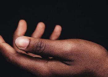 Kenikmatan yang Membuat Banyak Manusia Tertipu