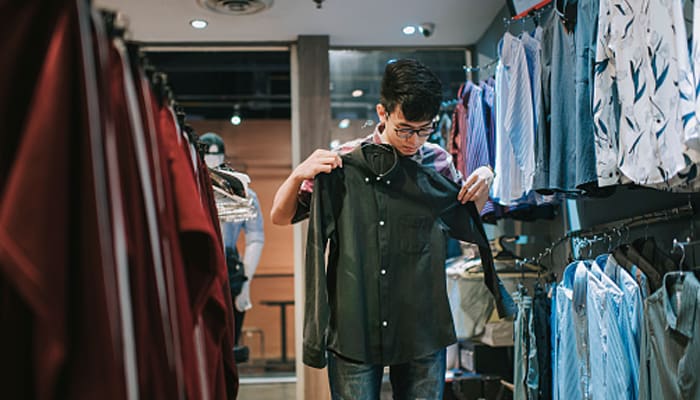 Membeli Baju Baru 3 Syarat Pedagang Masuk Surga, Baju Baru