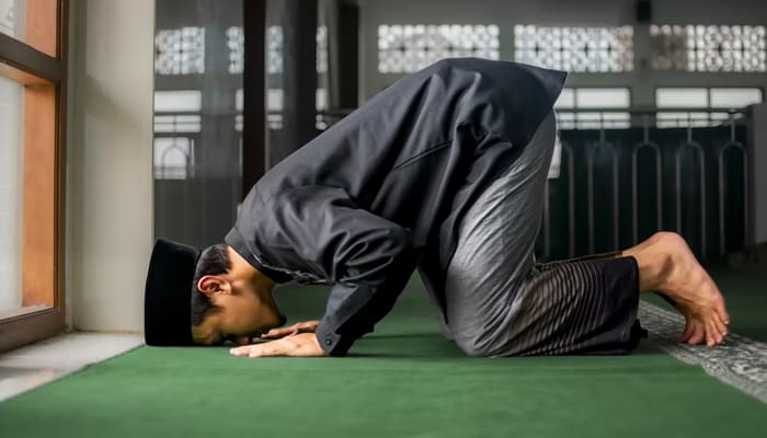 Syarat Sujud Syukur (1) 2 shalat, Shalat untuk Penambah Rezeki, Cara Taubat Pernah Tinggalkan Shalat, Tarawih, Shalat Tarawih, Sujud Syukur