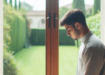 Hukum Shalat di Rumah Orang Non Muslim, Shalat Sunnah, Tempat Terlarang untuk Shalat, Hukum Muslim Sengaja Tinggalkan Shalat, Hikmah Musibah Seorang Manusia, Shalat Dhuha