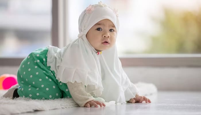 Hukum Mencukur Rambut Bayi Perempuan, Apakah Disunnahkan? 1 Hukum Mencukur Rambut Bayi Perempuan, ASI, Ciri Bayi yang Sehat