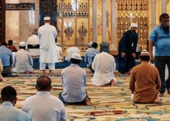 shalat, malas shalat, jumat, imam, shalat berjamaah, shalat jamak