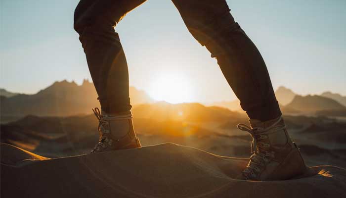 5 Bangsa Paling Malas di Dunia Menurut Penelitian, dan Faktor Penyebab Kemalasan 1 jalan kaki, hidup, manusia, kemalasan