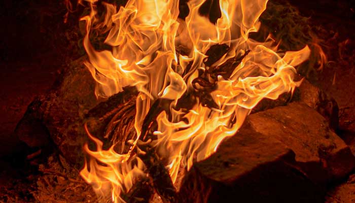 Permohonan dan Janji Iblis kepada Allah SWT 1 iblis, dosa, aib