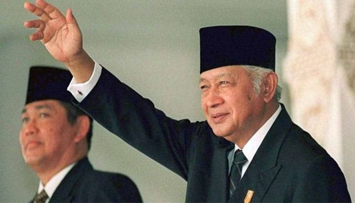 Kenapa Sebagian Besar Bangsa Indonesia Mencintai Presiden Soeharto? 1 Presiden Soeharto