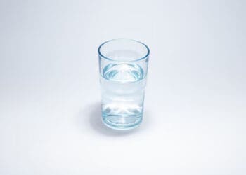 Nabi Melarang Meniup Air Panas, Manfaat Minum Air Putih