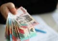 Cara Mengendalikan Sifat Boros, Renungan tentang Rezeki, Keuangan Keluarga, Rezeki Halal, Miskin
